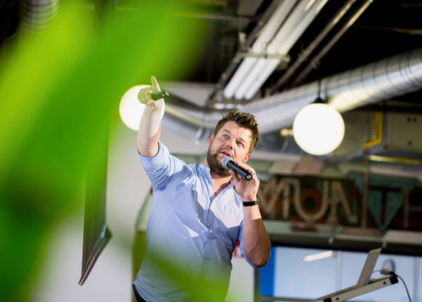 Local leader presents at Communitech