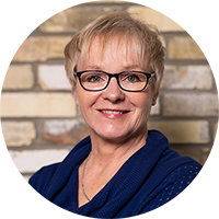 Lori Perkes Headshot