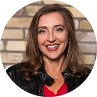 Lucinda Wallace Headshot